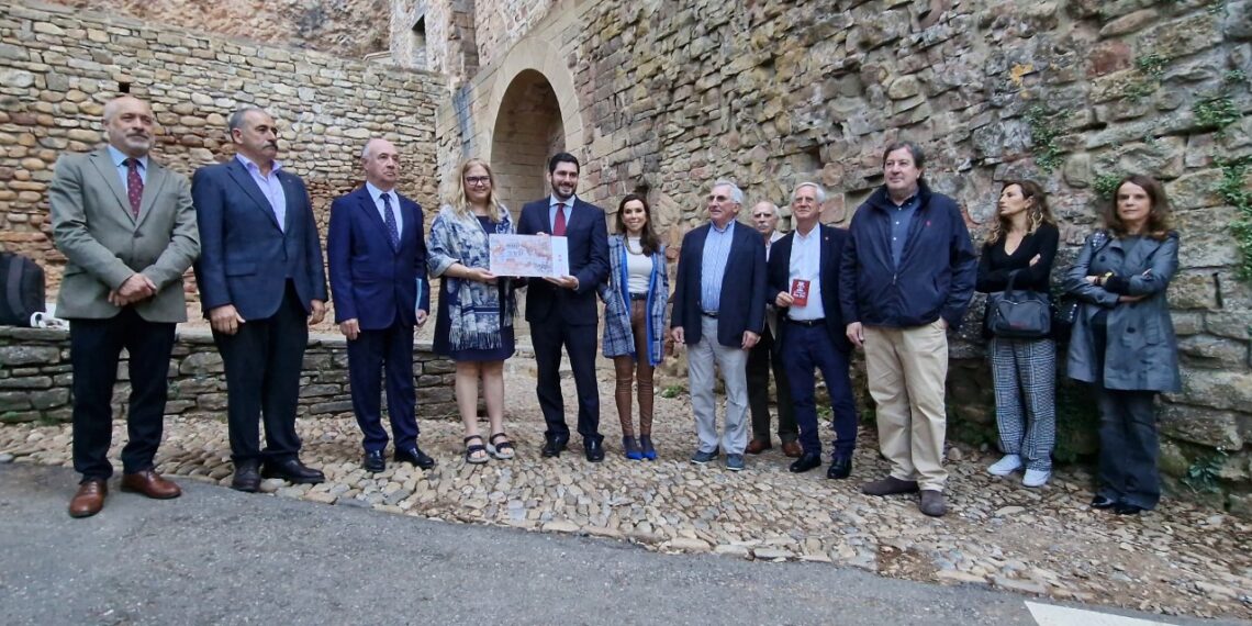 El Gobierno de Aragón y la Asociación Cultural El Camino del Santo Grial firman un convenio para impulsar el Itinerario Cultural Europeo
